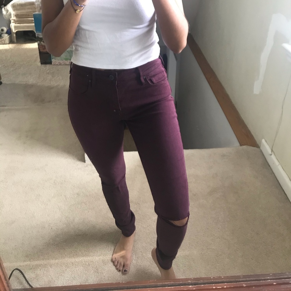PacSun distressed maroon jeans